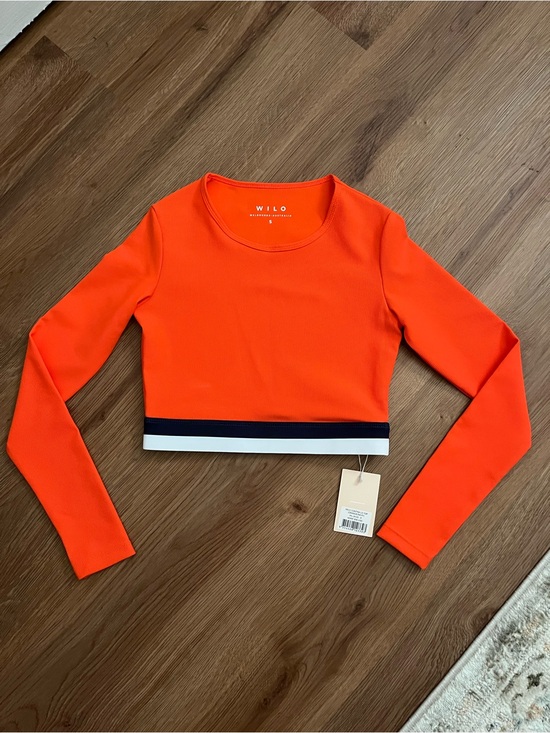 Wilo The Label Tops - WILO Orange Long-Sleeve Crop Top with Contrast Hem